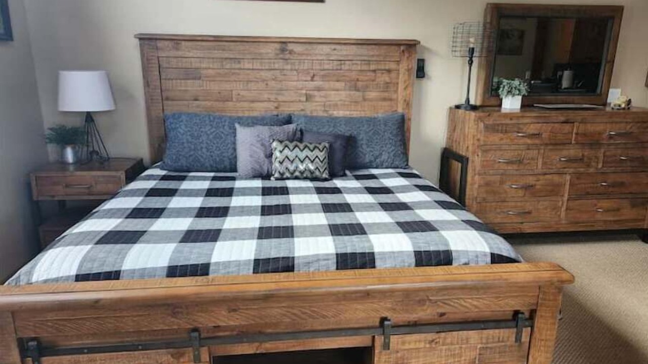 Photo of Bedroom in Kellogg