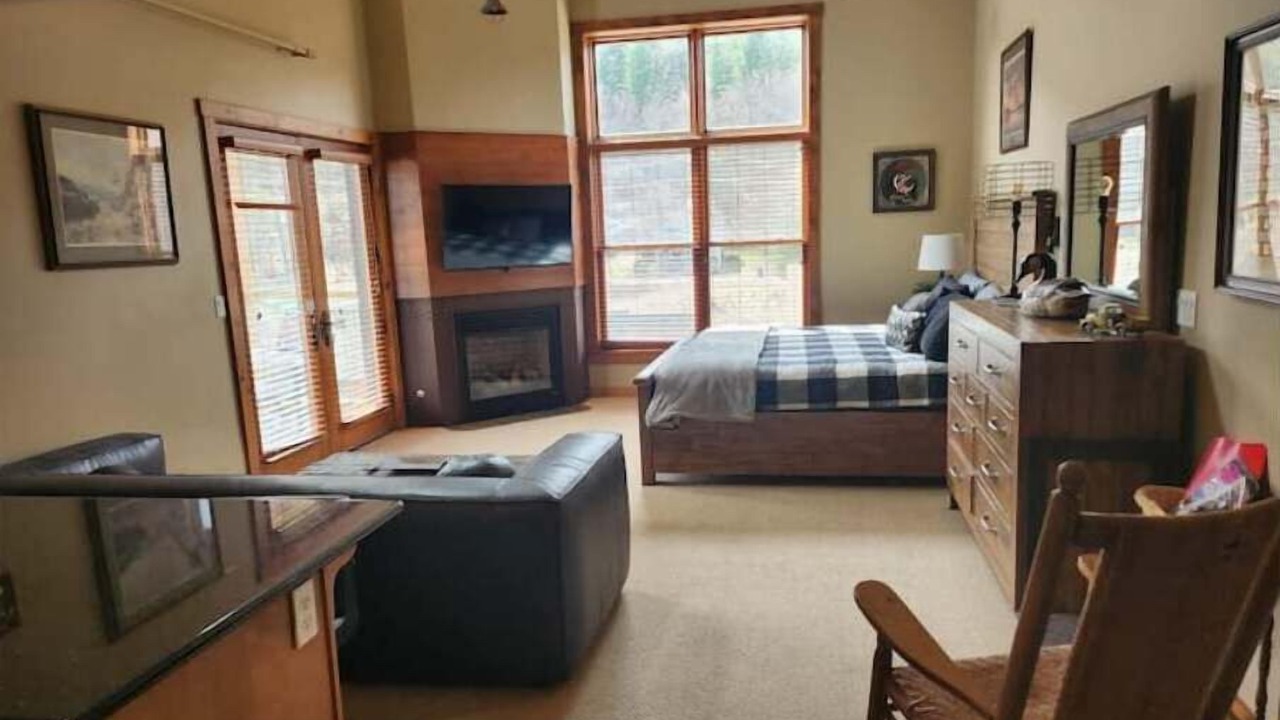 Photo of Bedroom in Kellogg