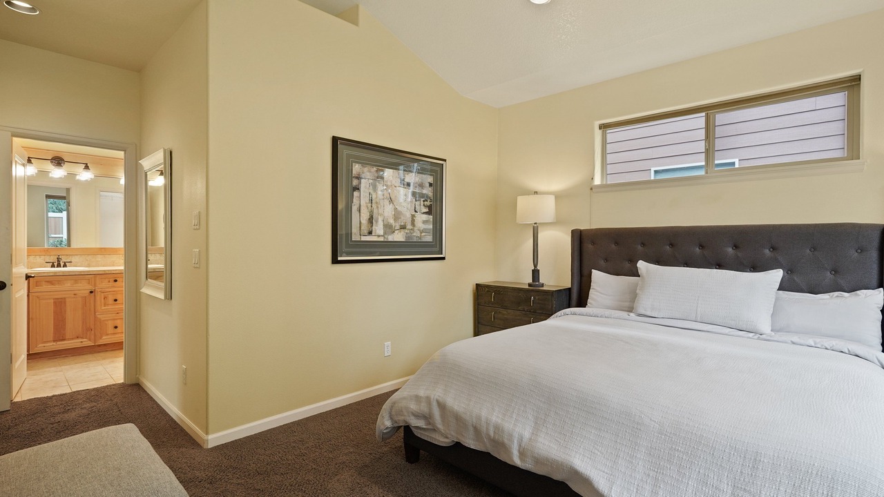 Photo of Bedroom in Old Farm District