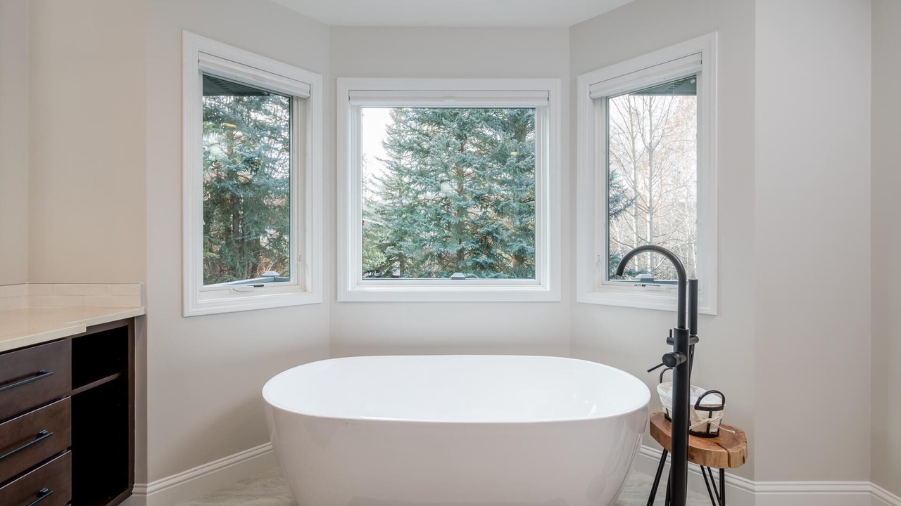 Photo of Bathroom in Twin Creeks