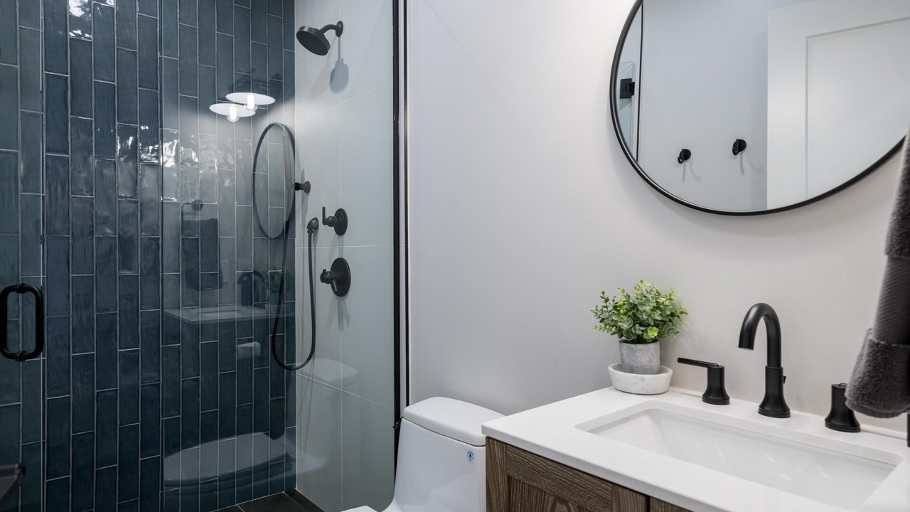 Photo of Bathroom in Twin Creeks