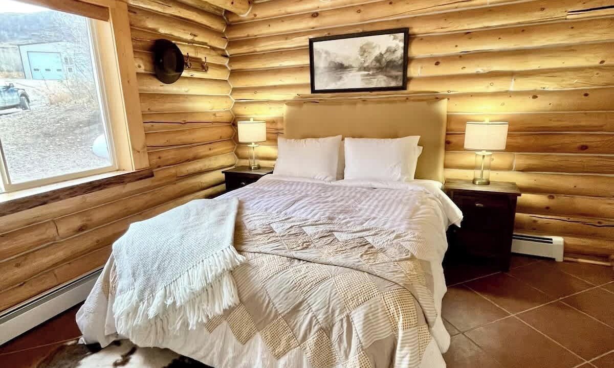 Photo of Bedroom in McCammon