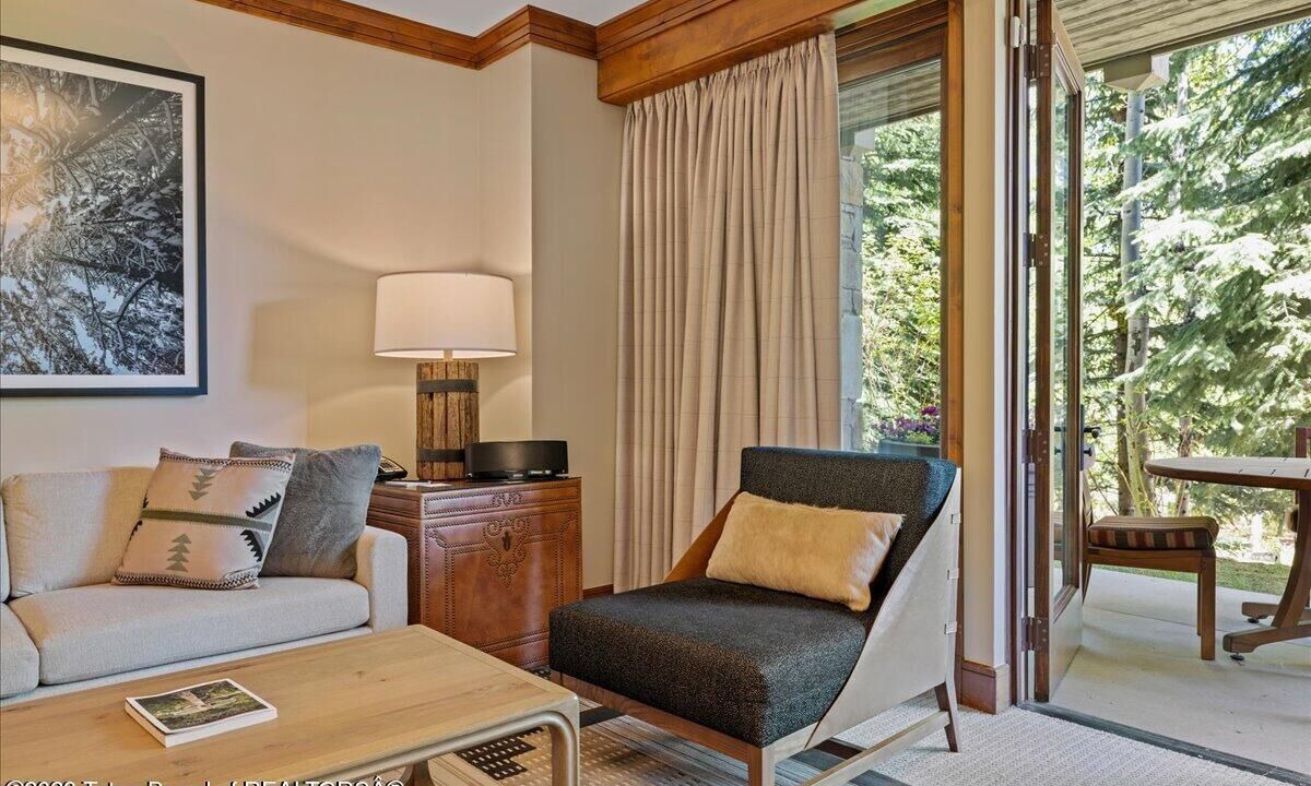 Photo of Livingroom in Teton Village
