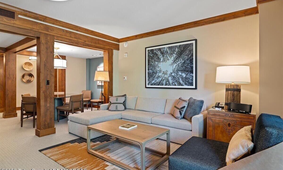 Photo of Livingroom in Teton Village