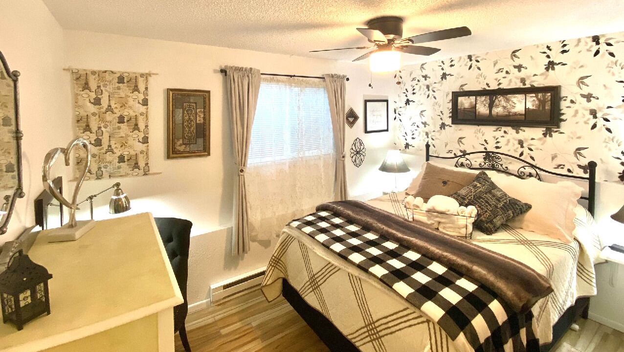 Photo of Bedroom in South Perry District