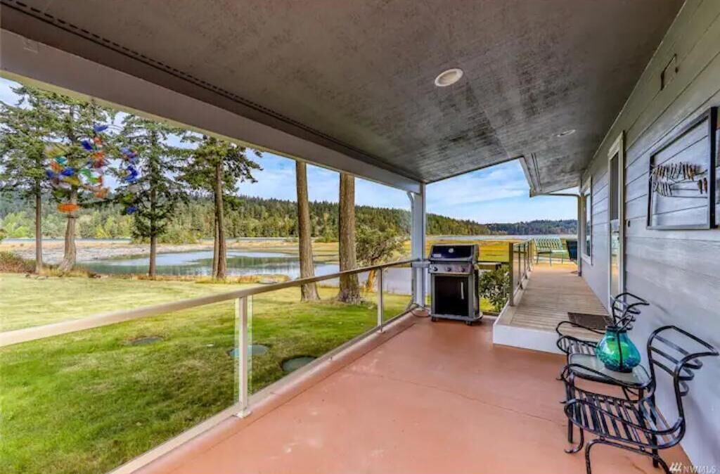Photo of Patio Balcony in Port Hadlock