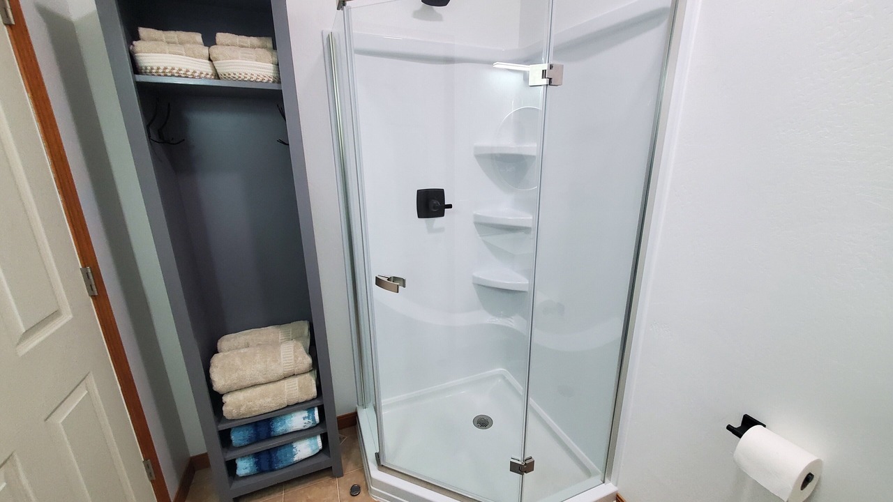 Photo of Bathroom in St. Maries