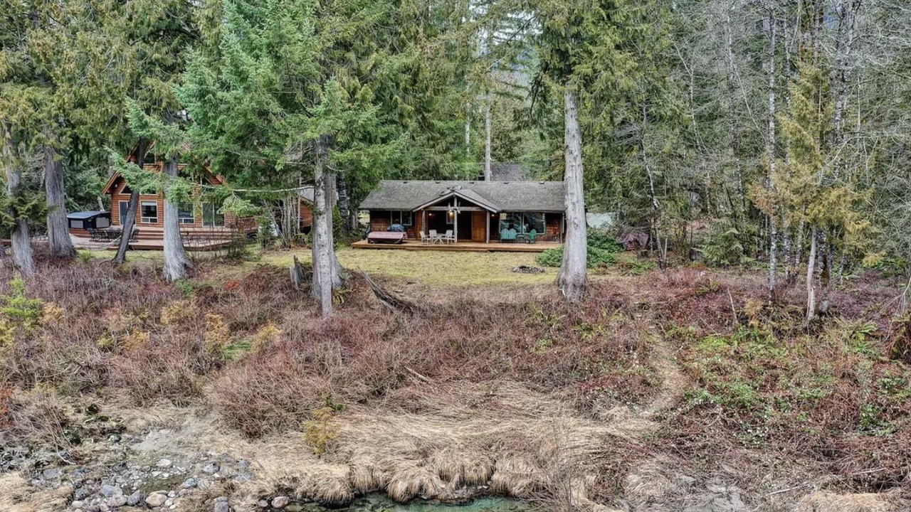 Photo of Outdoor in Baring