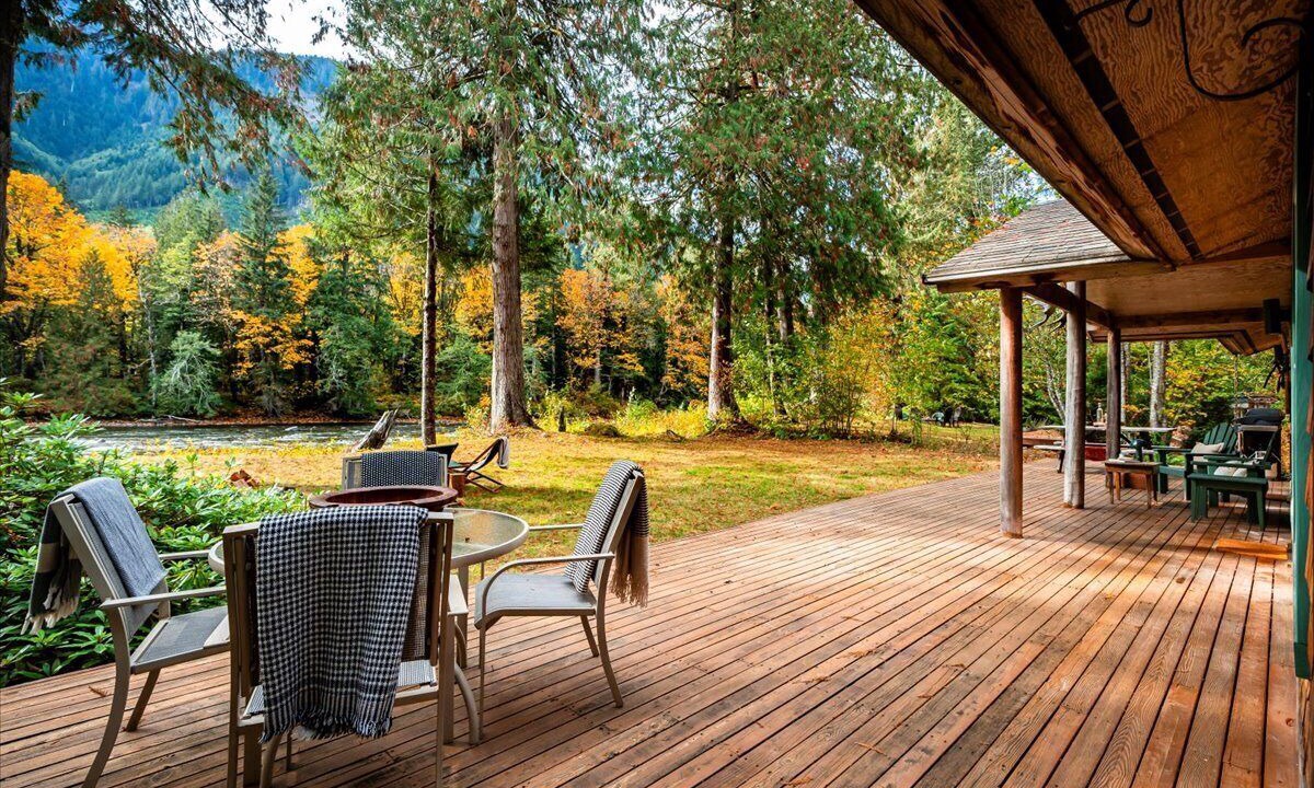 Photo of Outdoor in Baring