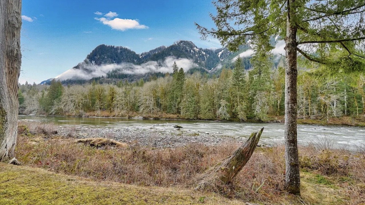 Photo of Outdoor in Baring