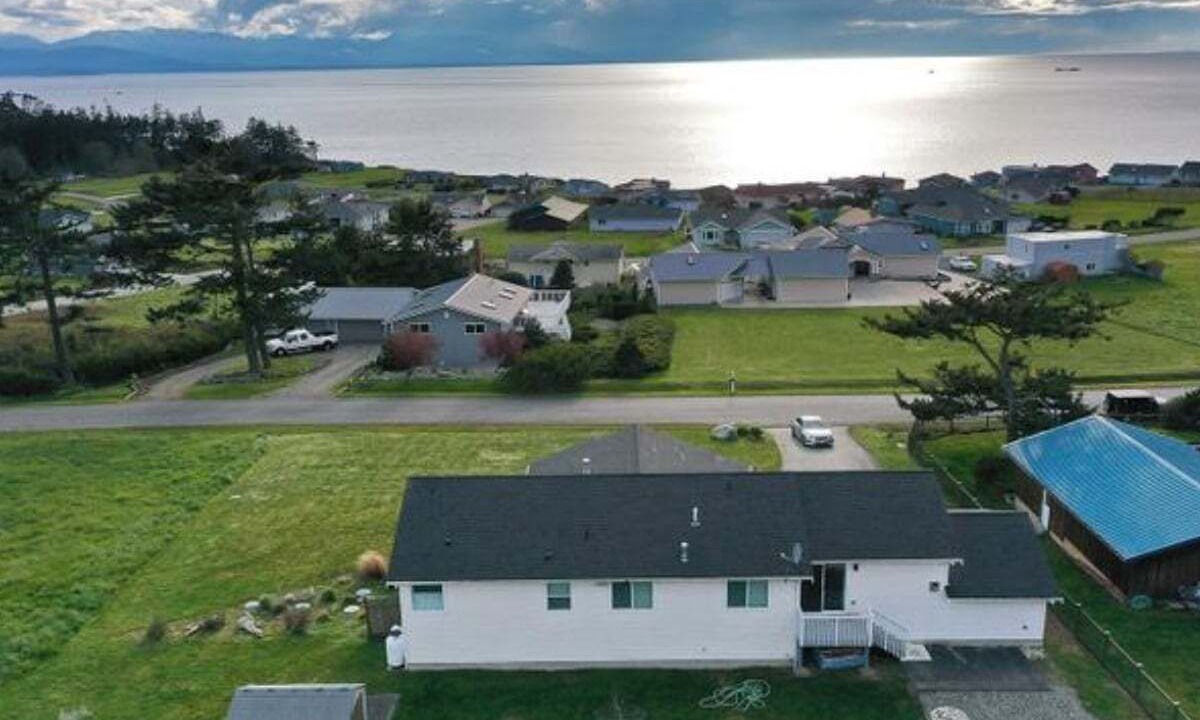 Photo of Outdoor in Oak Harbor