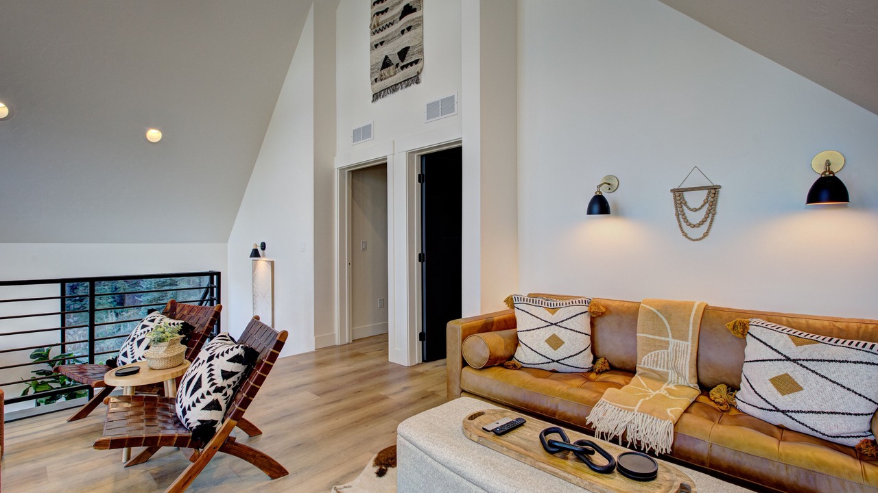 Photo of Livingroom in Tamarack Resort