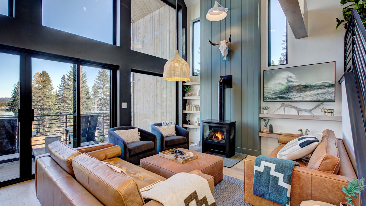 Photo of Livingroom in Tamarack Resort