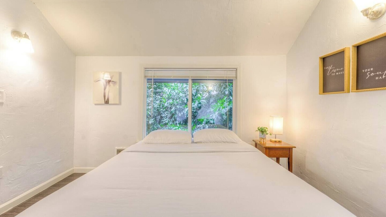 Photo of Bedroom in Greenwood