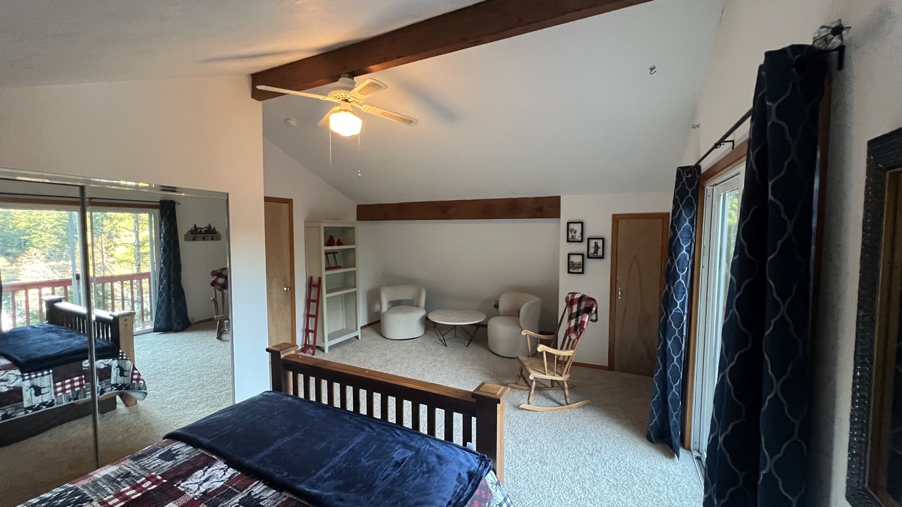 Photo of Bedroom in Hoodsport