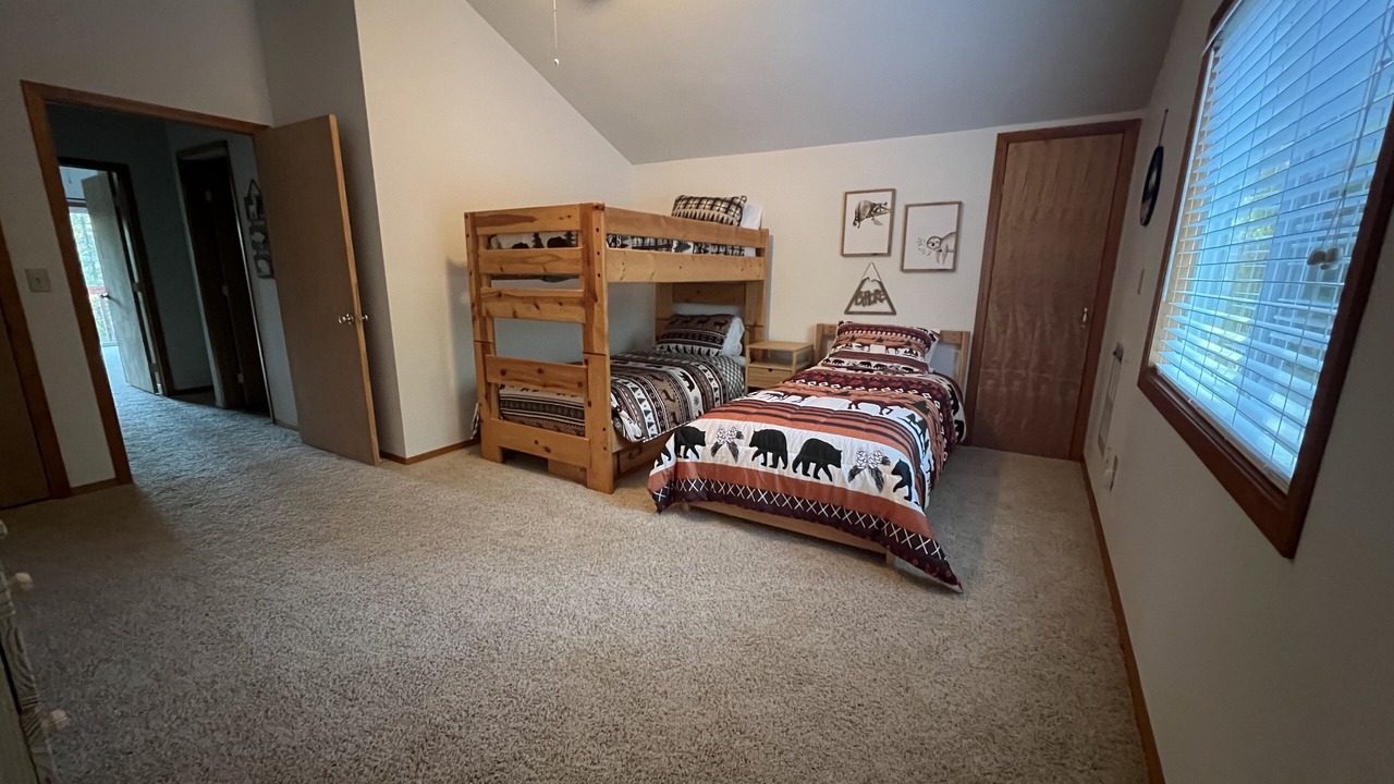 Photo of Bedroom in Hoodsport