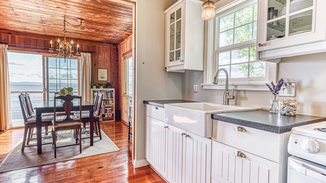 Photo of Kitchen in Point Roberts