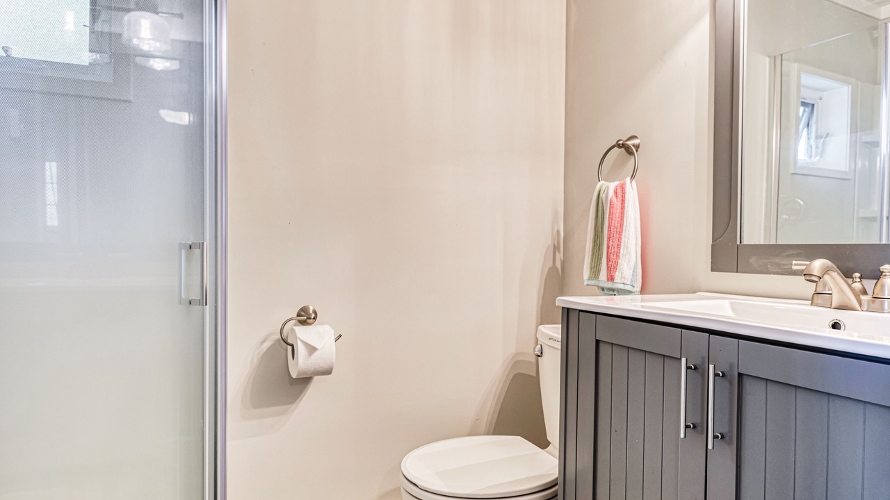Photo of Bathroom in Point Roberts