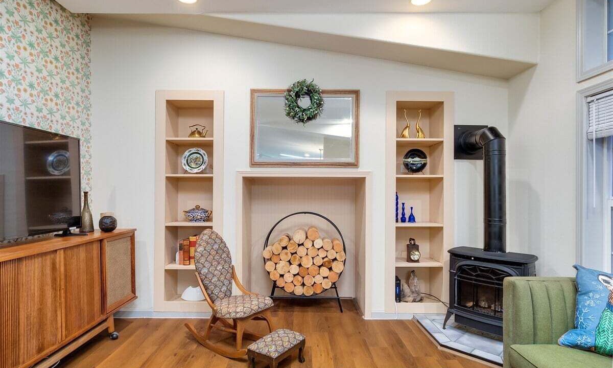 Photo of Livingroom in Packwood