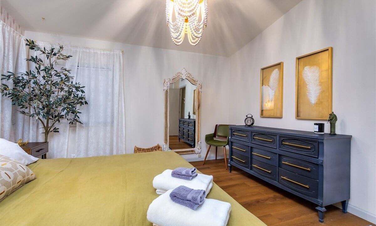 Photo of Bedroom in Packwood