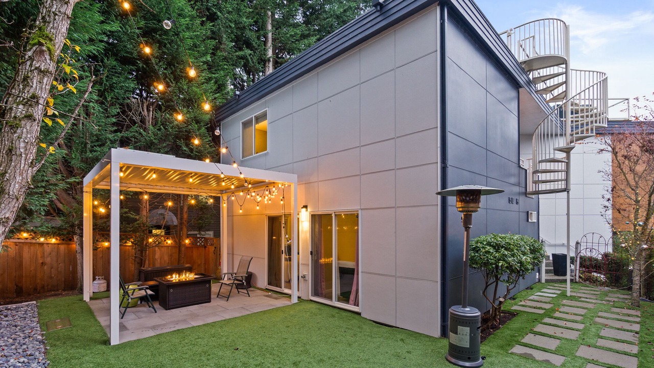 Photo of Outdoor in Kirkland