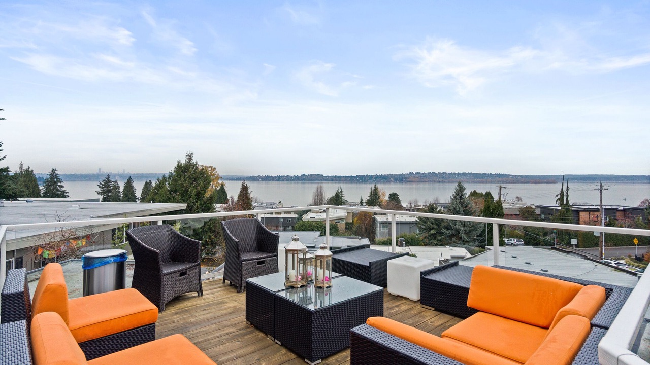 Photo of Patio Balcony in Kirkland