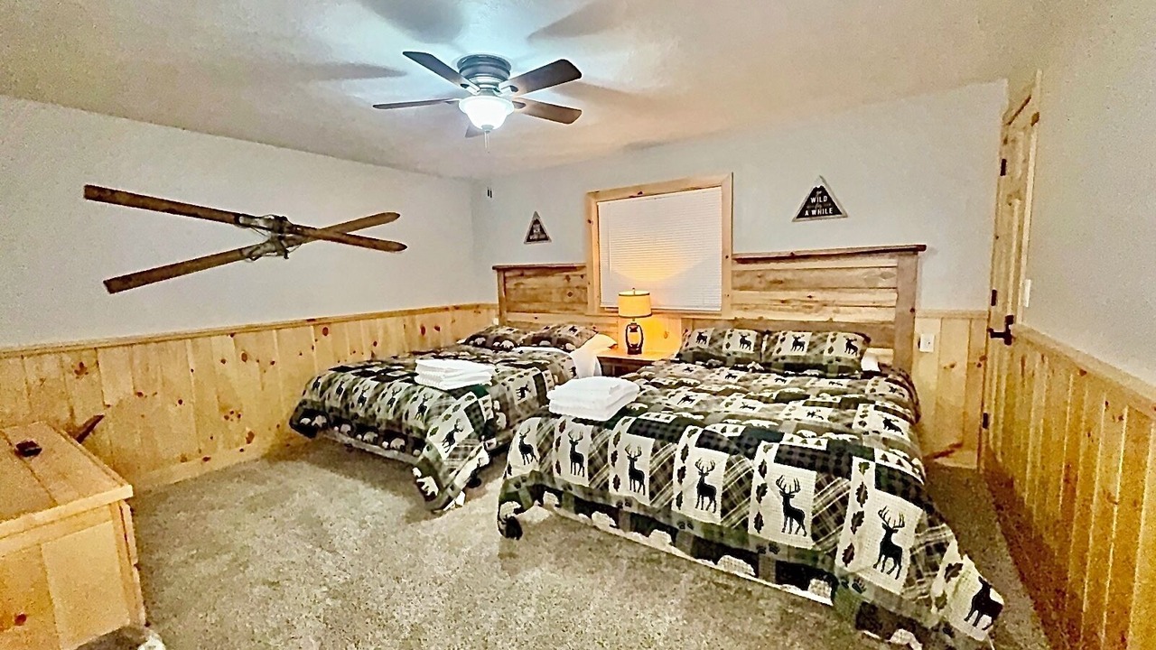 Photo of Bedroom in Island Park