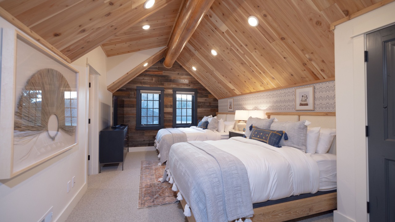 Photo of Bedroom in Victor