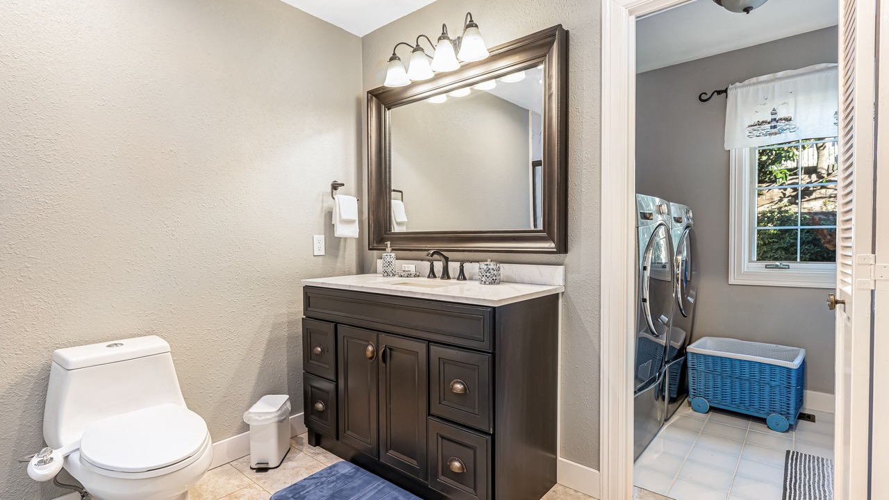Photo of Bathroom in Lakewood