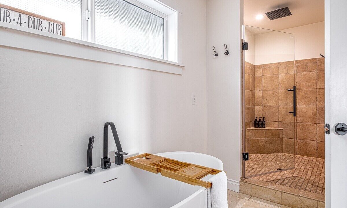 Photo of Bathroom in Ardenvoir