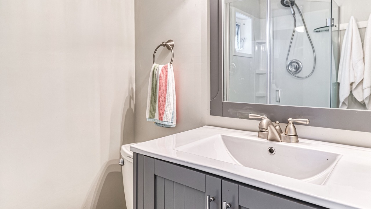 Photo of Bathroom in Point Roberts
