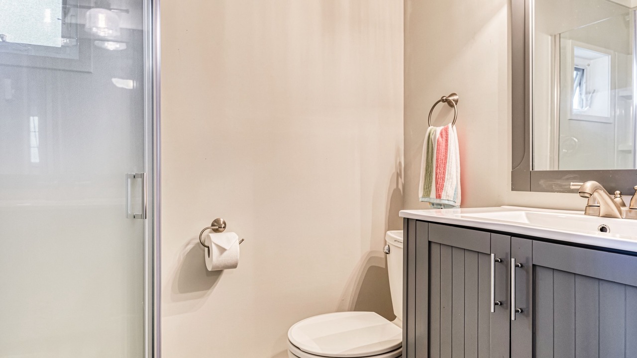 Photo of Bathroom in Point Roberts