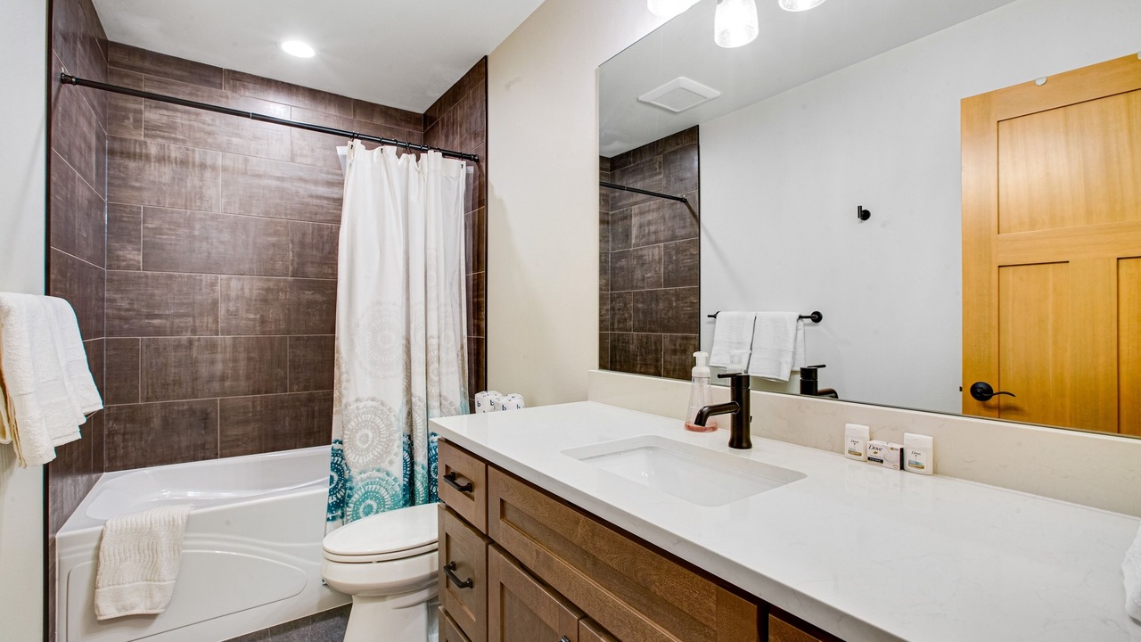 Photo of Bathroom in Cle Elum