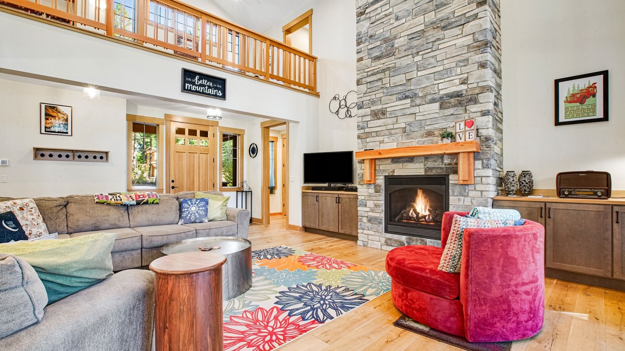 Photo of Livingroom in Cle Elum