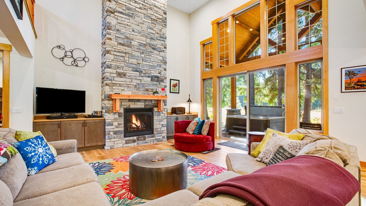 Photo of Livingroom in Cle Elum