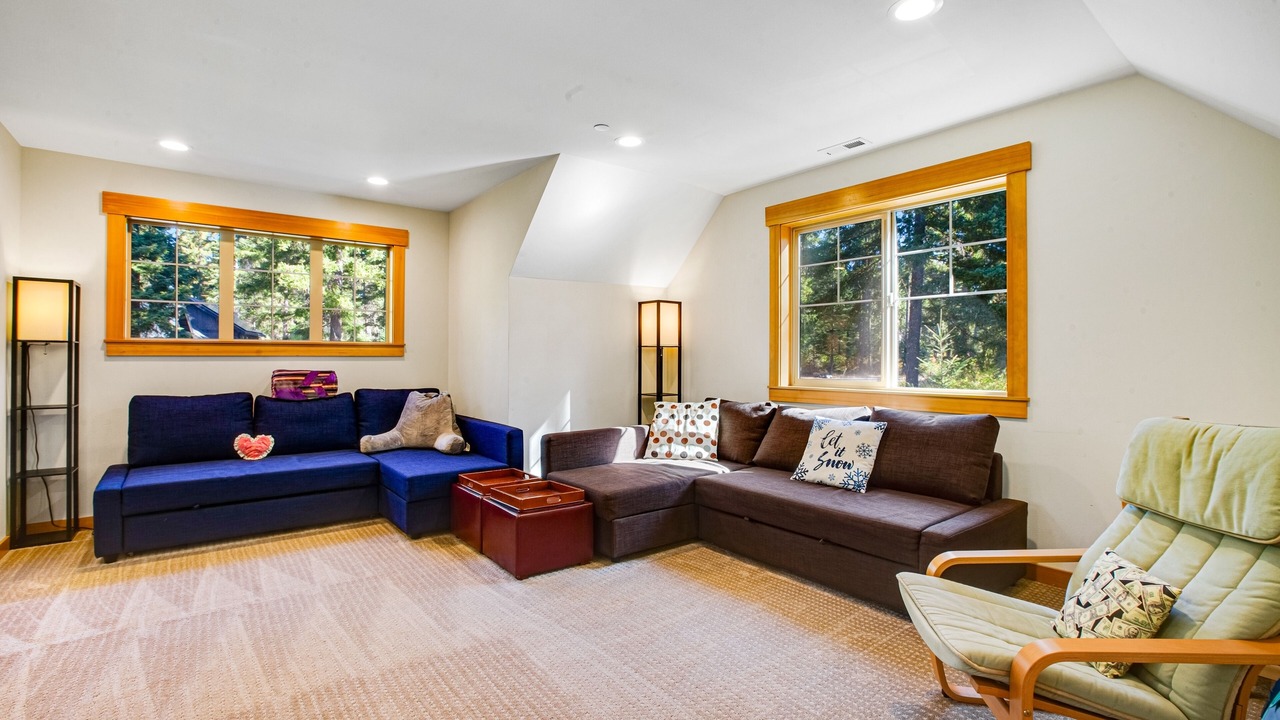 Photo of Livingroom in Cle Elum