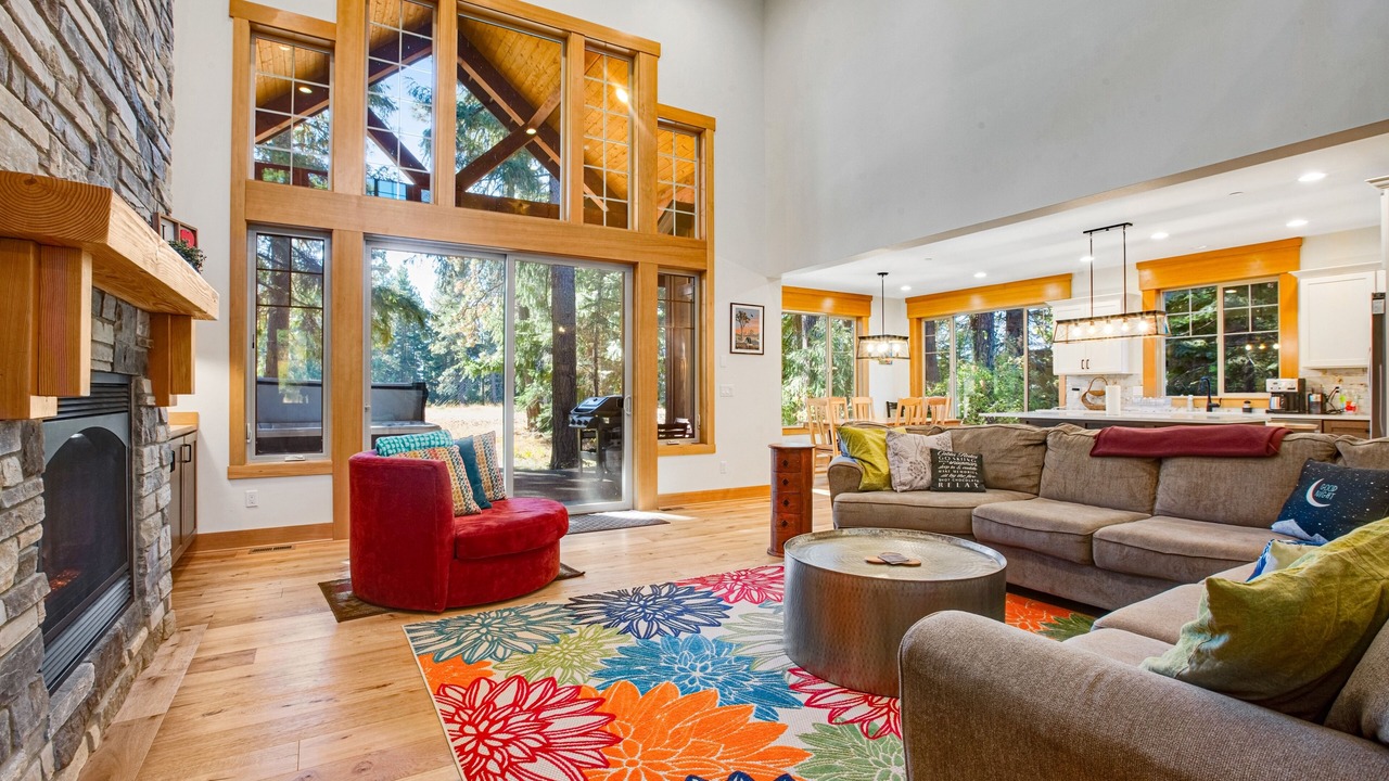 Photo of Livingroom in Cle Elum