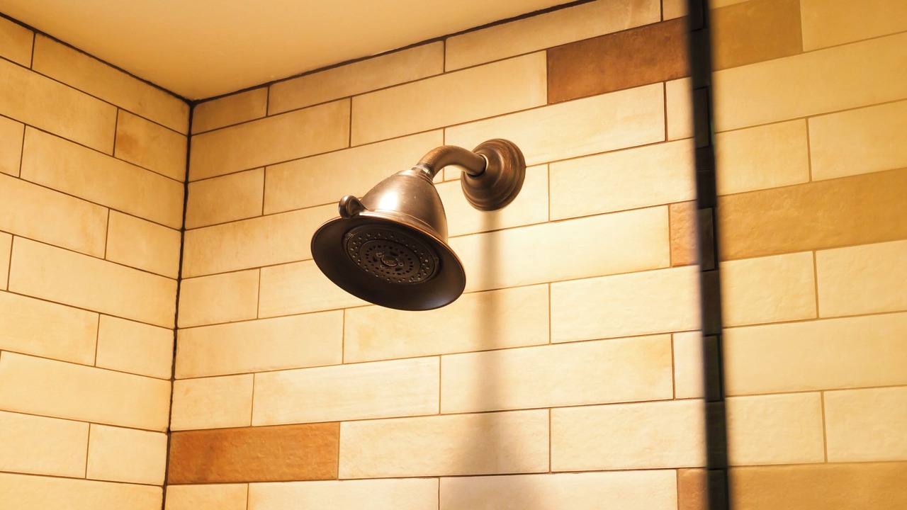 Photo of Bathroom in Siskiyou-Hargadine Historic District