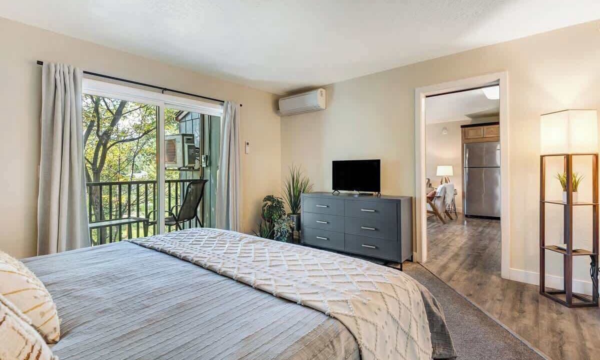 Photo of Bedroom in Bend