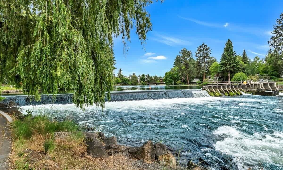 Photo of Others in Bend