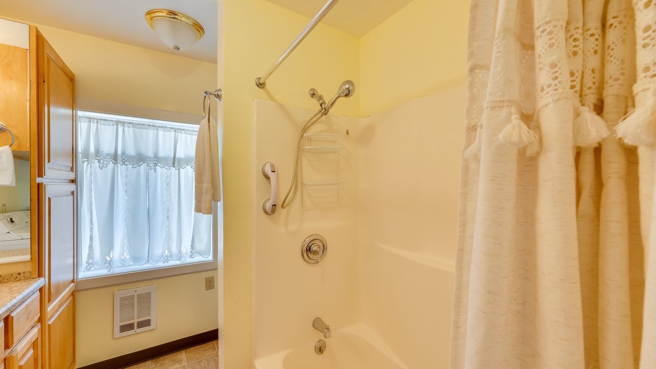 Photo of Bathroom in Caldwell