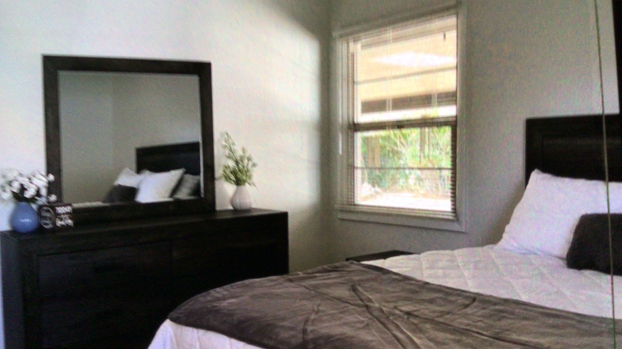 Photo of Bedroom in Roseburg