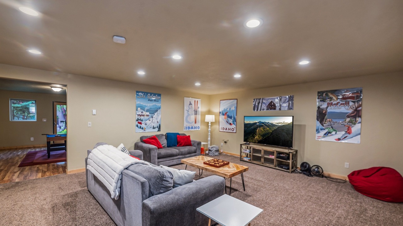Photo of Livingroom in McCall