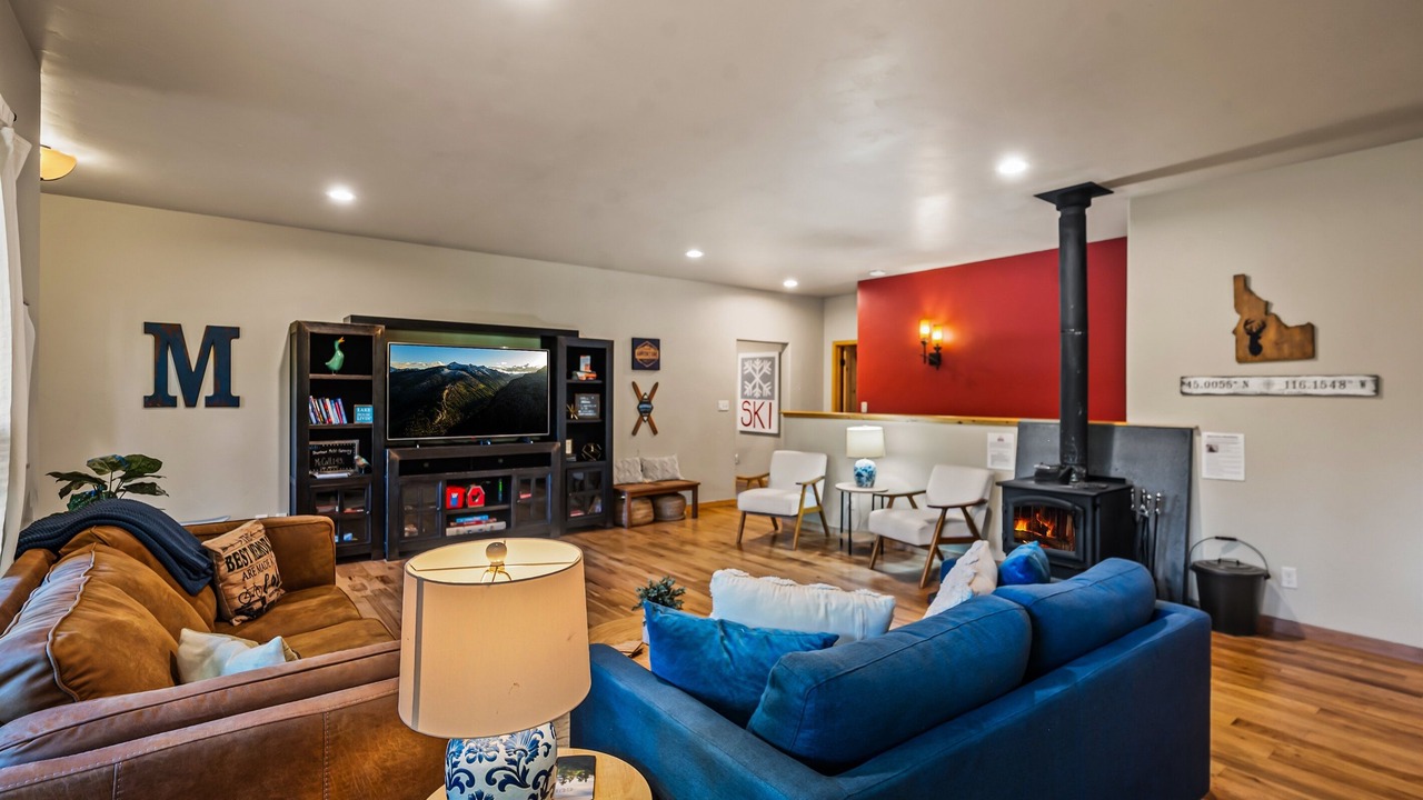 Photo of Livingroom in McCall