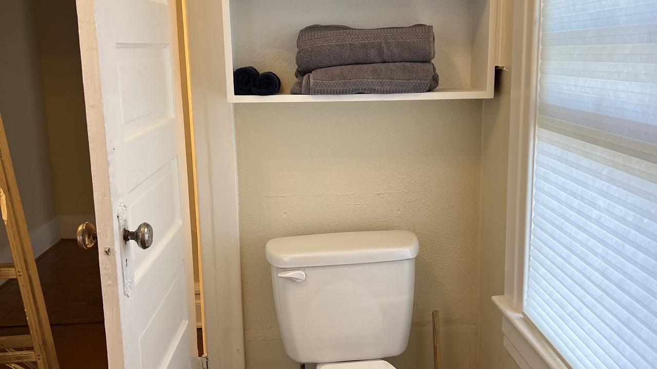 Photo of Bathroom in Roseburg