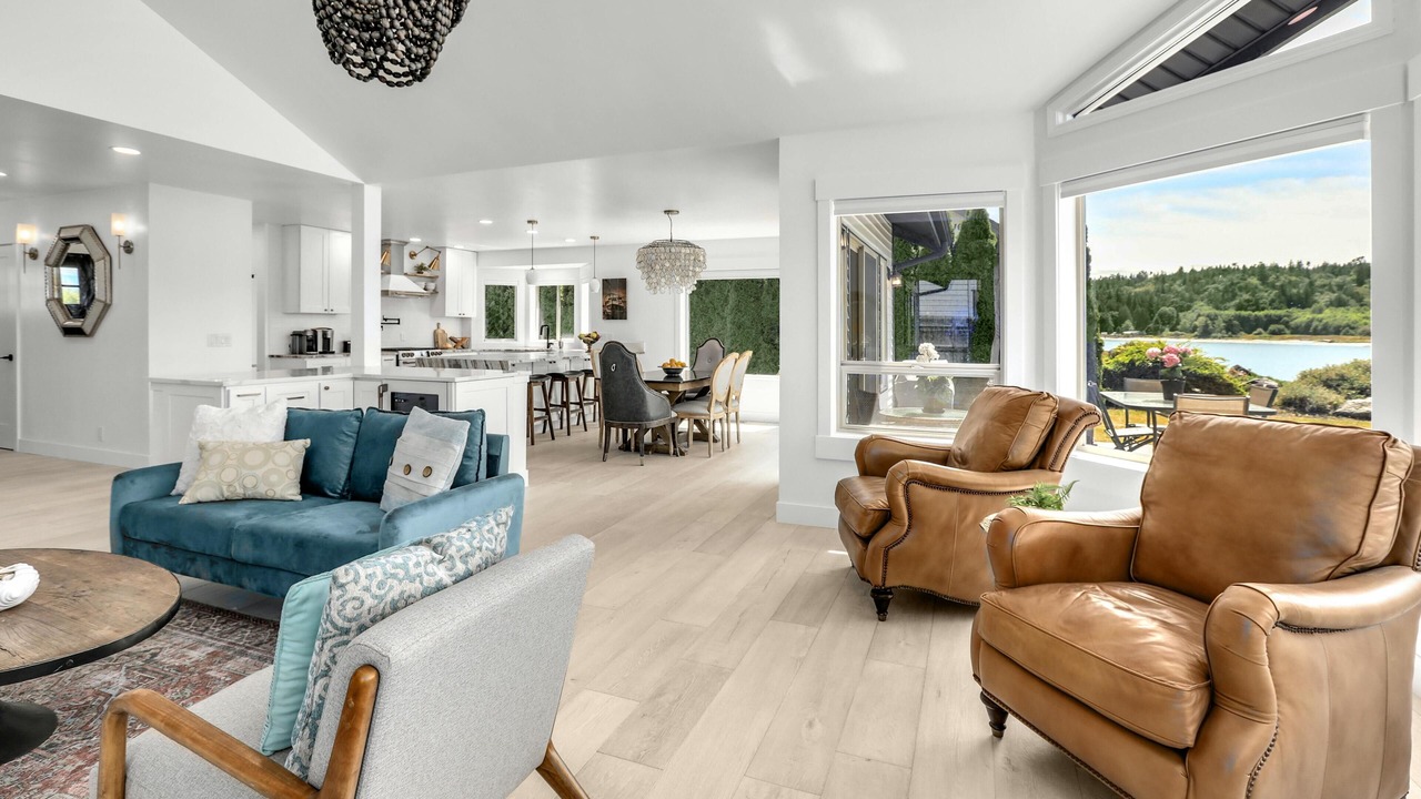 Photo of Livingroom in La Conner