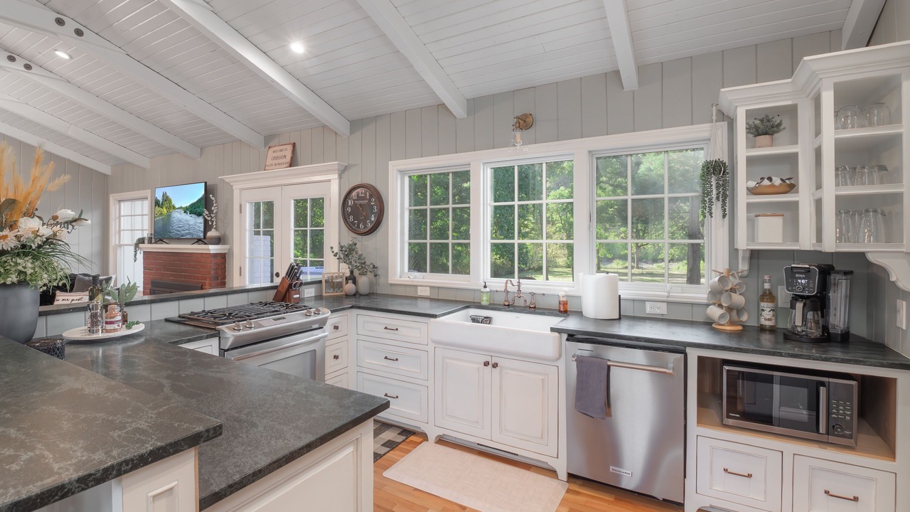 Photo of Kitchen in Roseburg