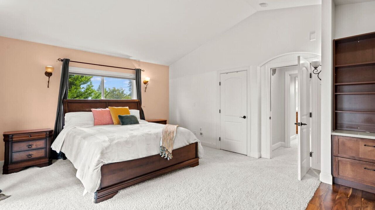 Photo of Bedroom in Bellevue