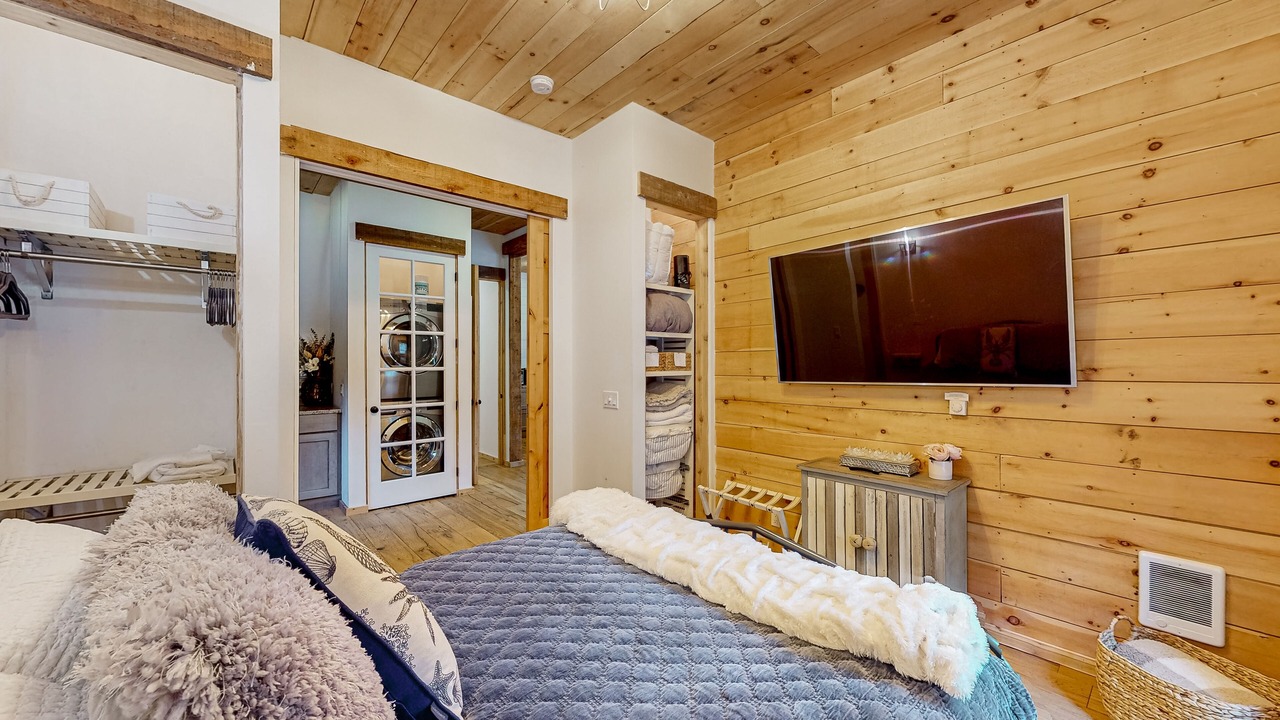 Photo of Bedroom in East Hope