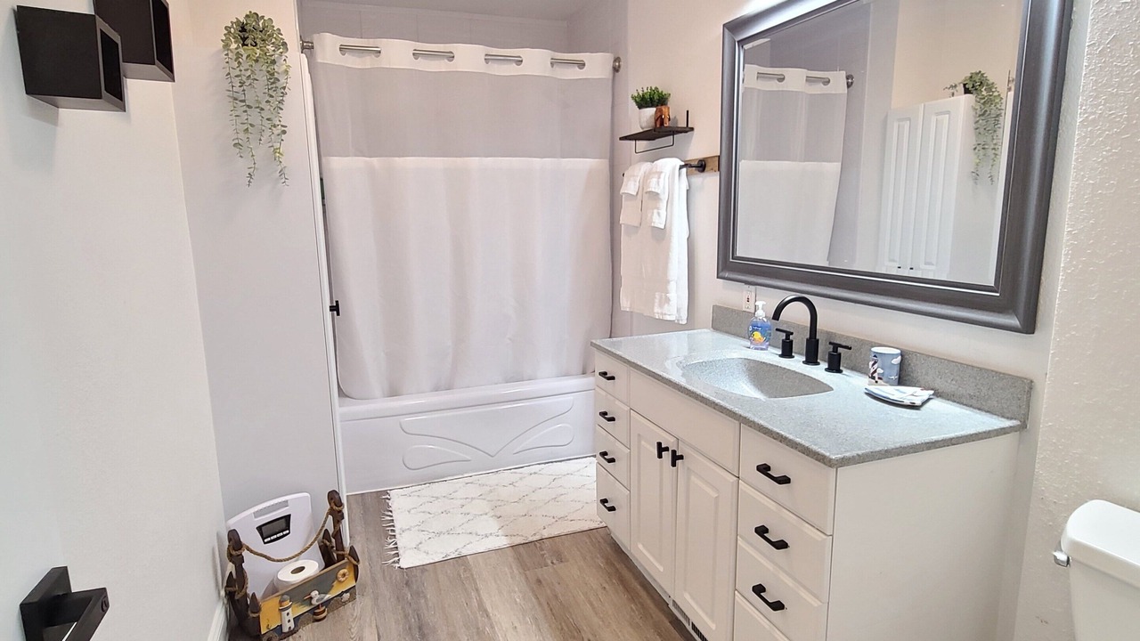 Photo of Bathroom in West End